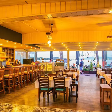 Blue Bay (adults Only) Szálloda 3*